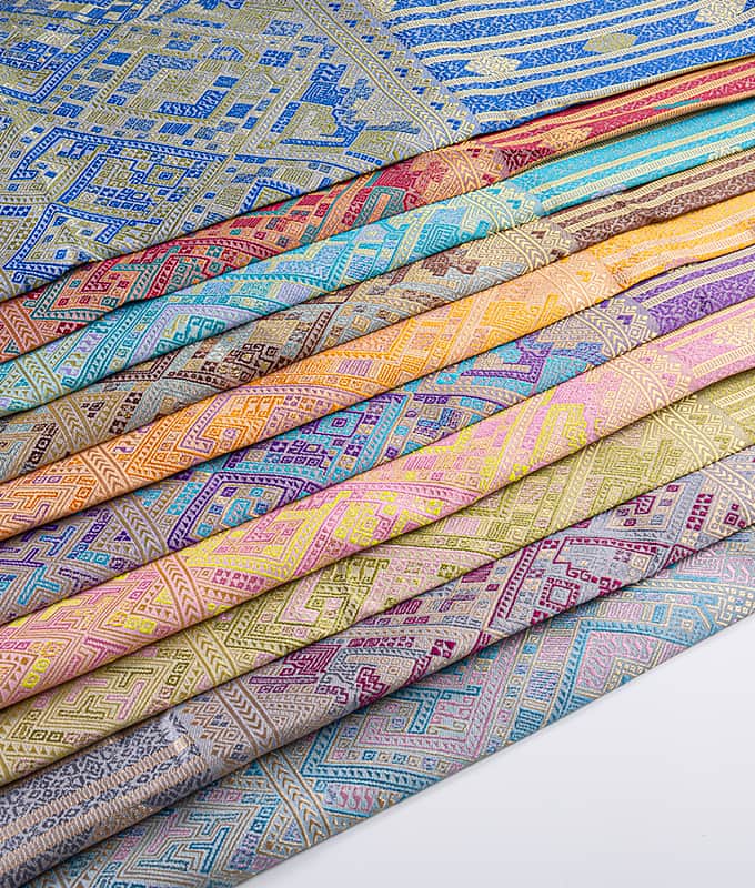 Tessuto jacquard in poliestere cavo per il tradizionale sarong laotiano